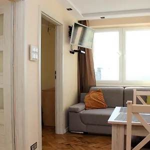 https://labo-apartment-platynowa.warsawhotelspoland.com